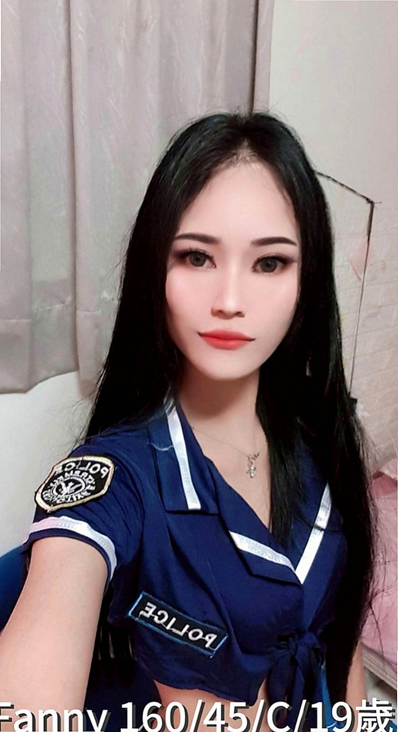 台北定點茶|叫茶：瀟瀟 |豐滿人妻|164cm|55kg|C罩杯|19歲|#適合人群：外貌控+乳控+喜歡淫蕩的哥  口交技術棒 敢玩 超級淫蕩 配合度很高！